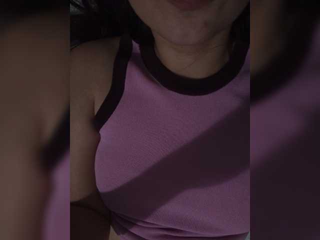 me-la-nia19 live cam on BongaCams