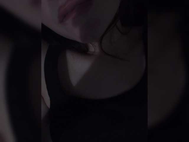 me-la-nia19