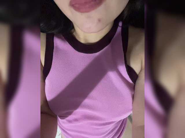me-la-nia19 live cam on BongaCams