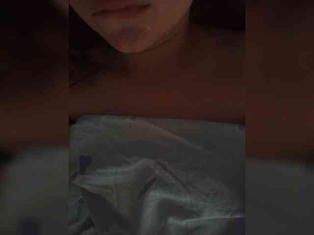me-la-nia19 webcam