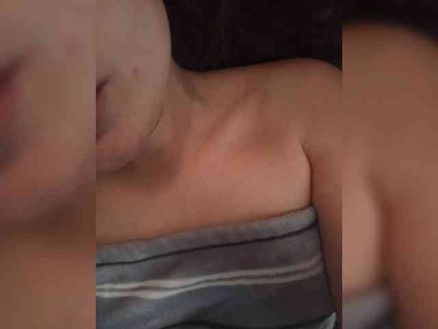 me-la-nia19 Sex Cam Show