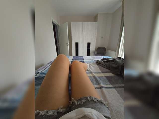 ILANA69 live cam on BongaCams