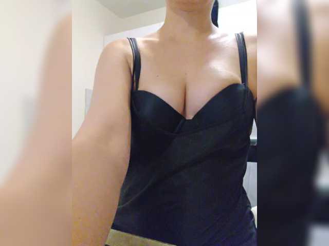 ILANA69 live cam on BongaCams