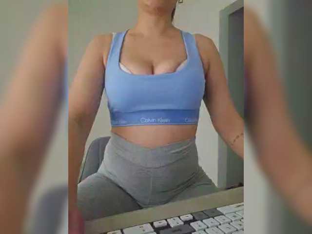 Ilana69 live cam