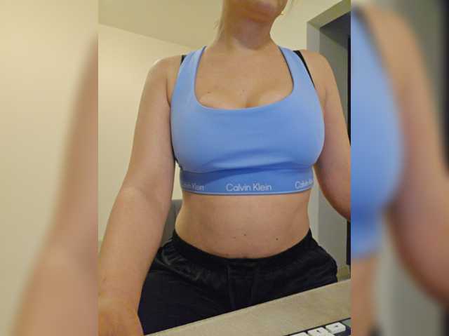ILANA69 live cam on BongaCams