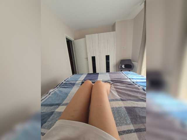 ILANA69 live cam preview