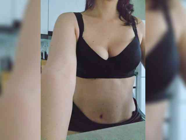 ILANA69 webcam