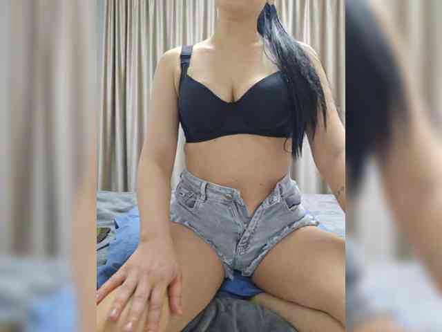 ILANA69 webcam
