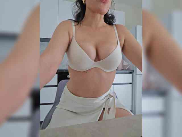 ILANA69 webcam