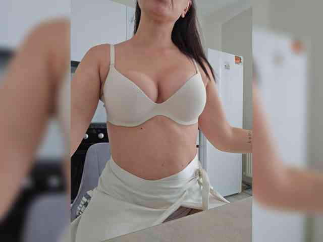ILANA69 webcam