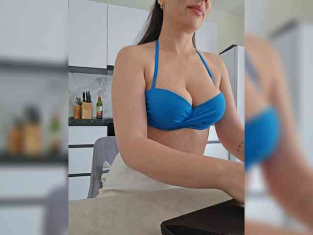 ILANA69 Live Webcam on BongaCams