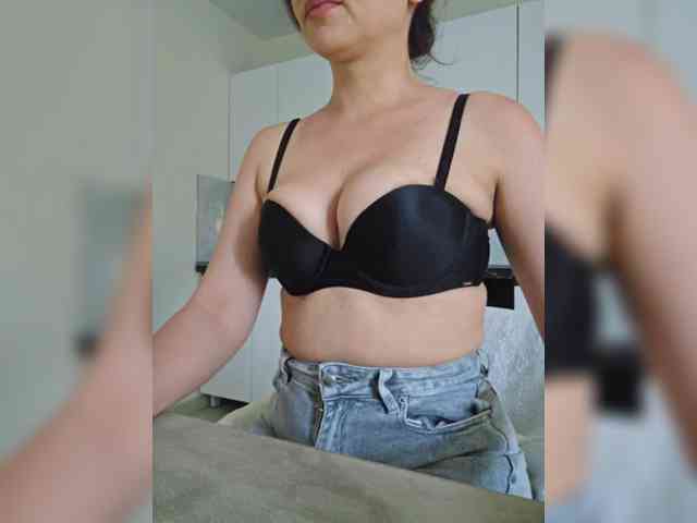 ILANA69 webcam