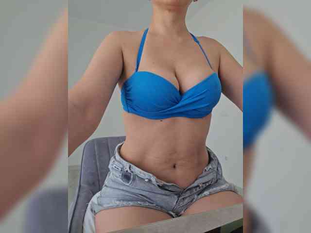 ILANA69 webcam