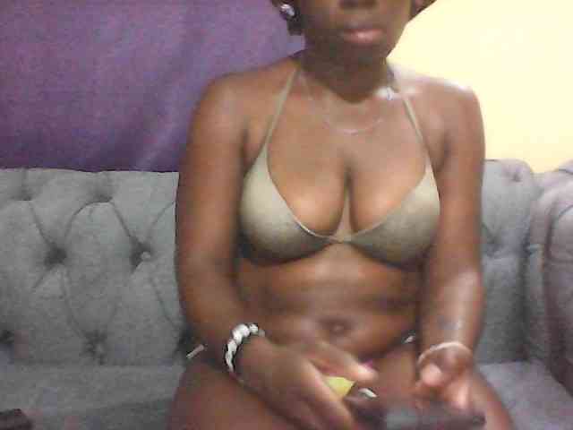 Sexy-Divah Live Webcam on BongaCams