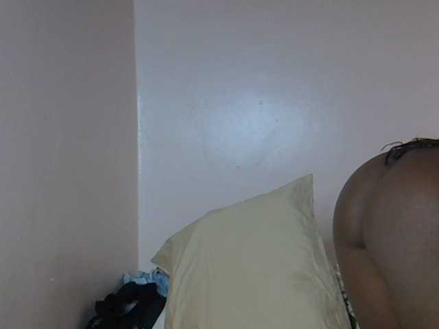 cute-africanah live cam on BongaCams