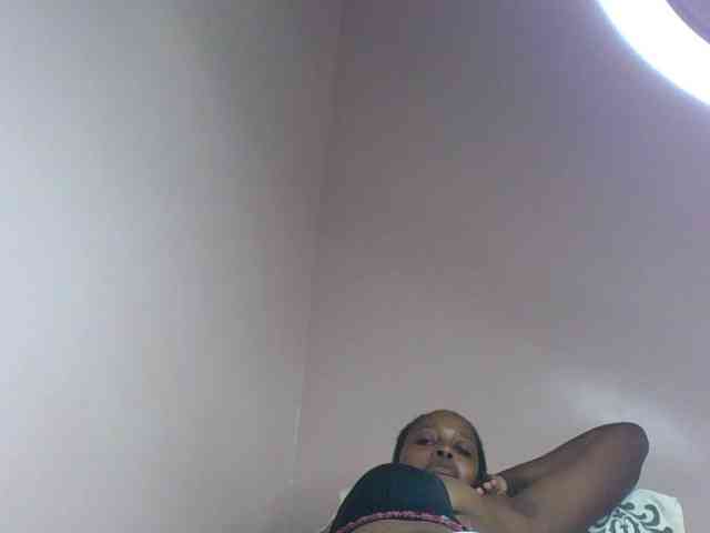 cute-africanah webcam