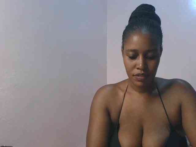 cute-africanah webcam