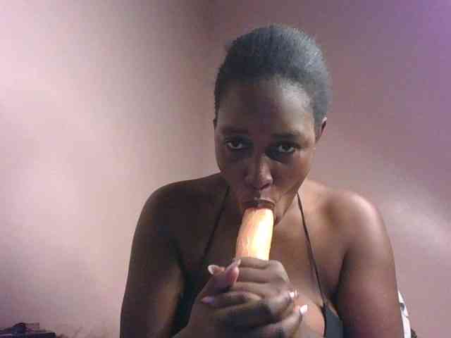 cute-africanah webcam