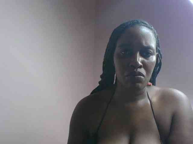 cute-africanah webcam