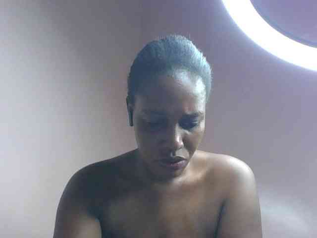 cute-africanah webcam