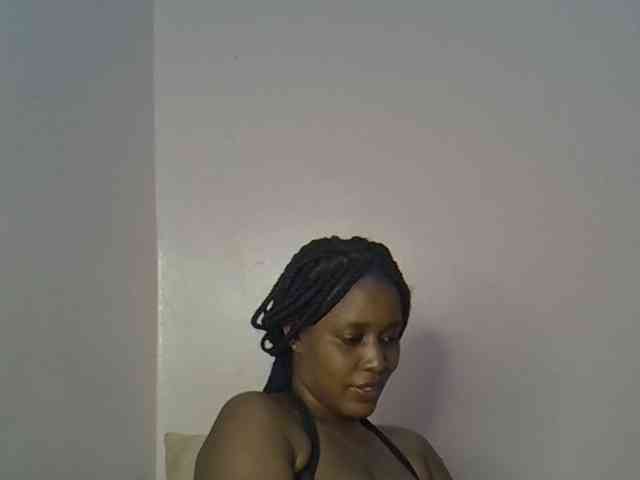 cute-africanah webcam