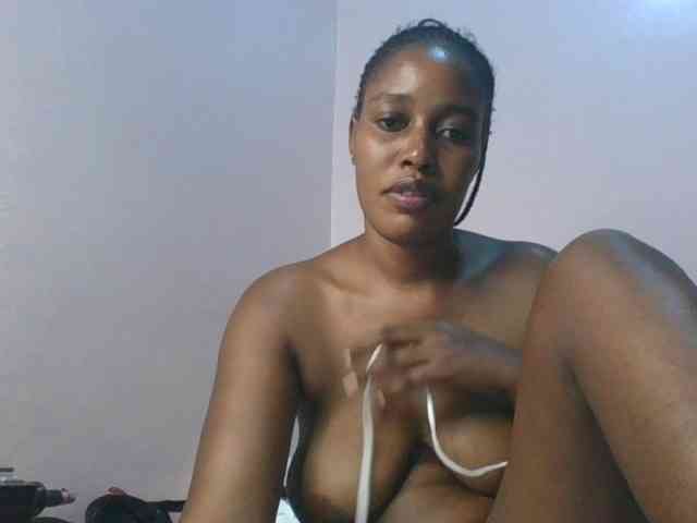 cute-africanah webcam