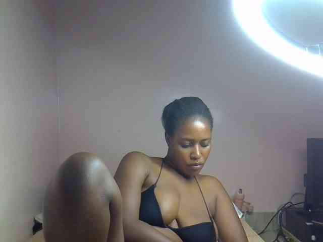 cute-africanah webcam