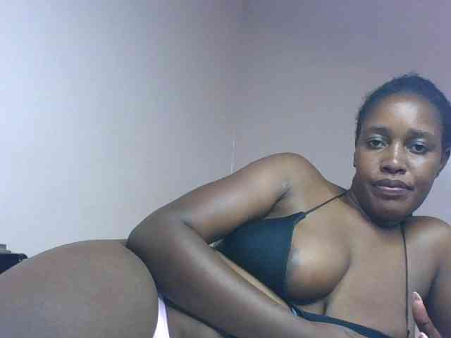 cute-africanah webcam