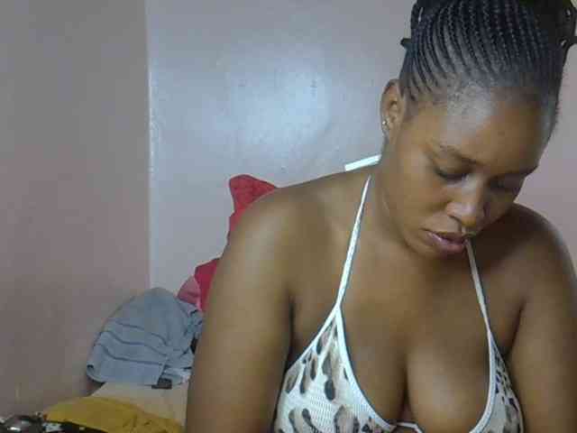 cute-africanah webcam