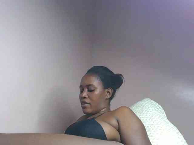 cute-africanah webcam
