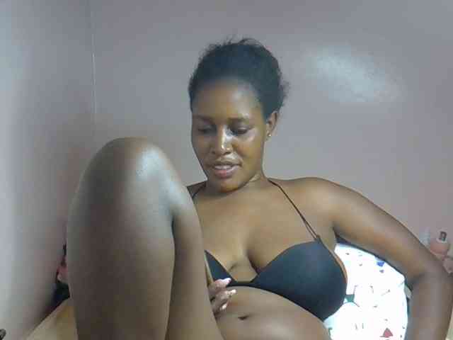 cute-africanah webcam
