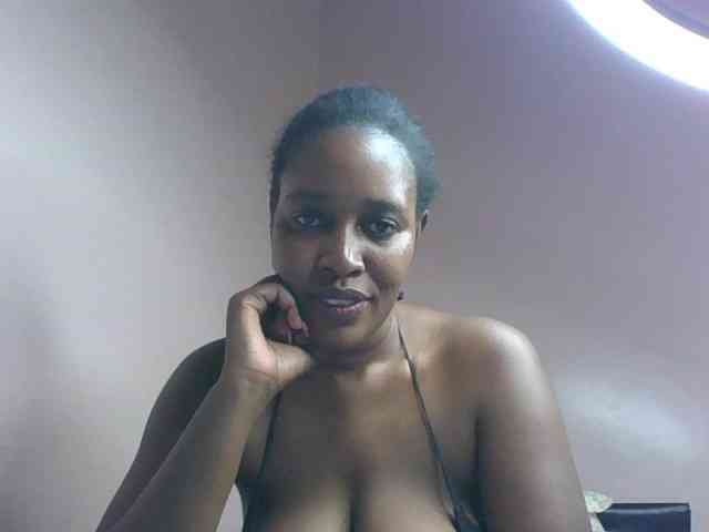 cute-africanah webcam