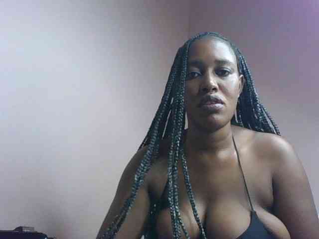 cute-africanah webcam