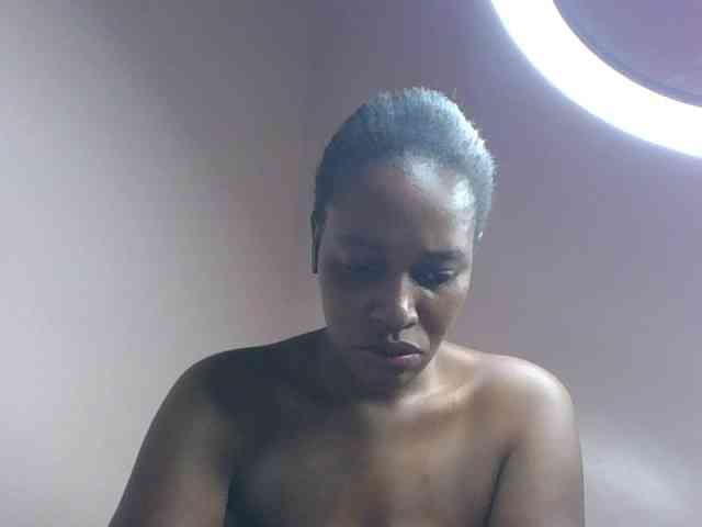 cute-africanah webcam