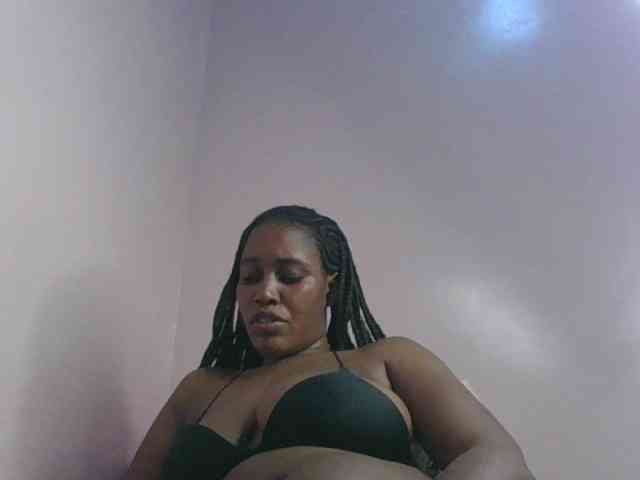 cute-africanah webcam