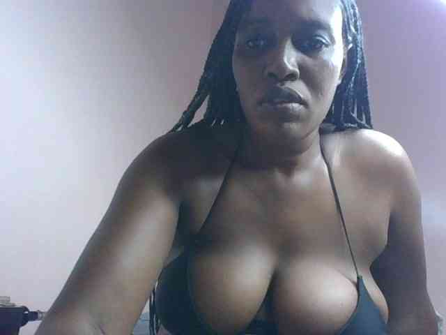 cute-africanah webcam