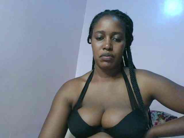 cute-africanah webcam