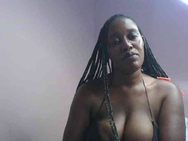 cute-africanah webcam