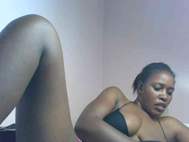 cute-africanah webcam