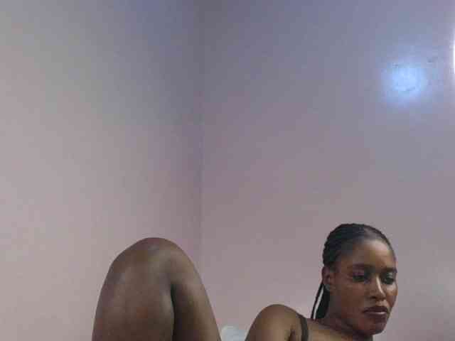 cute-africanah webcam