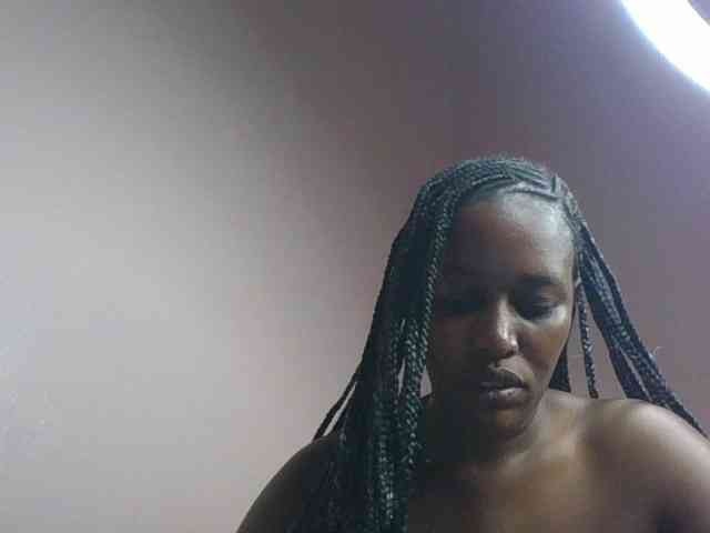 cute-africanah webcam