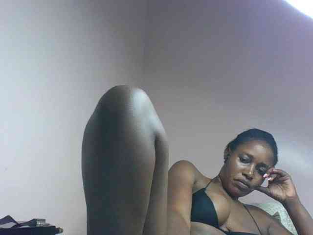 cute-africanah webcam