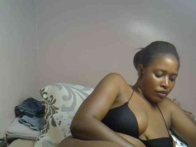 cute-africanah webcam