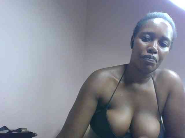 cute-africanah webcam