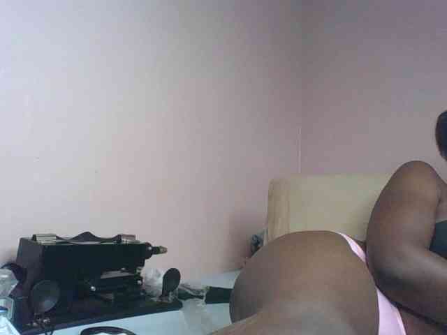 cute-africanah webcam