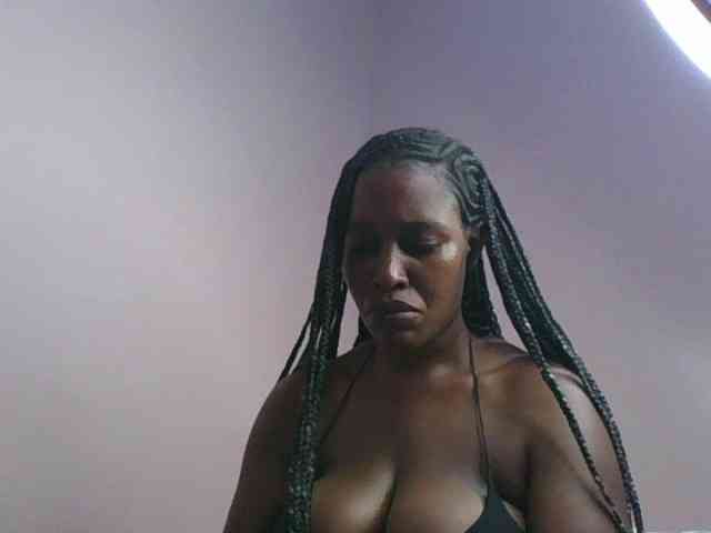 cute-africanah webcam