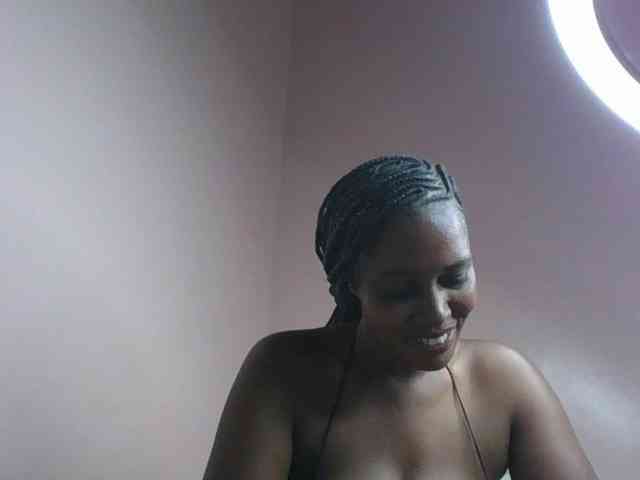 cute-africanah webcam