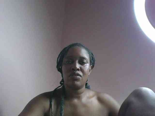 cute-africanah webcam