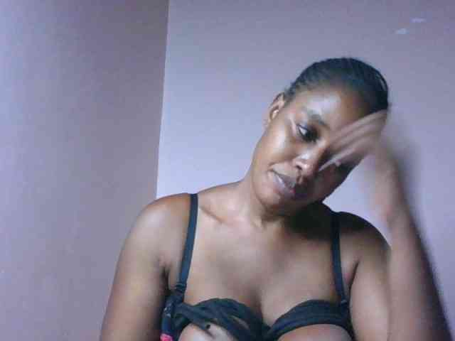 cute-africanah webcam
