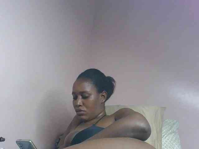 cute-africanah webcam